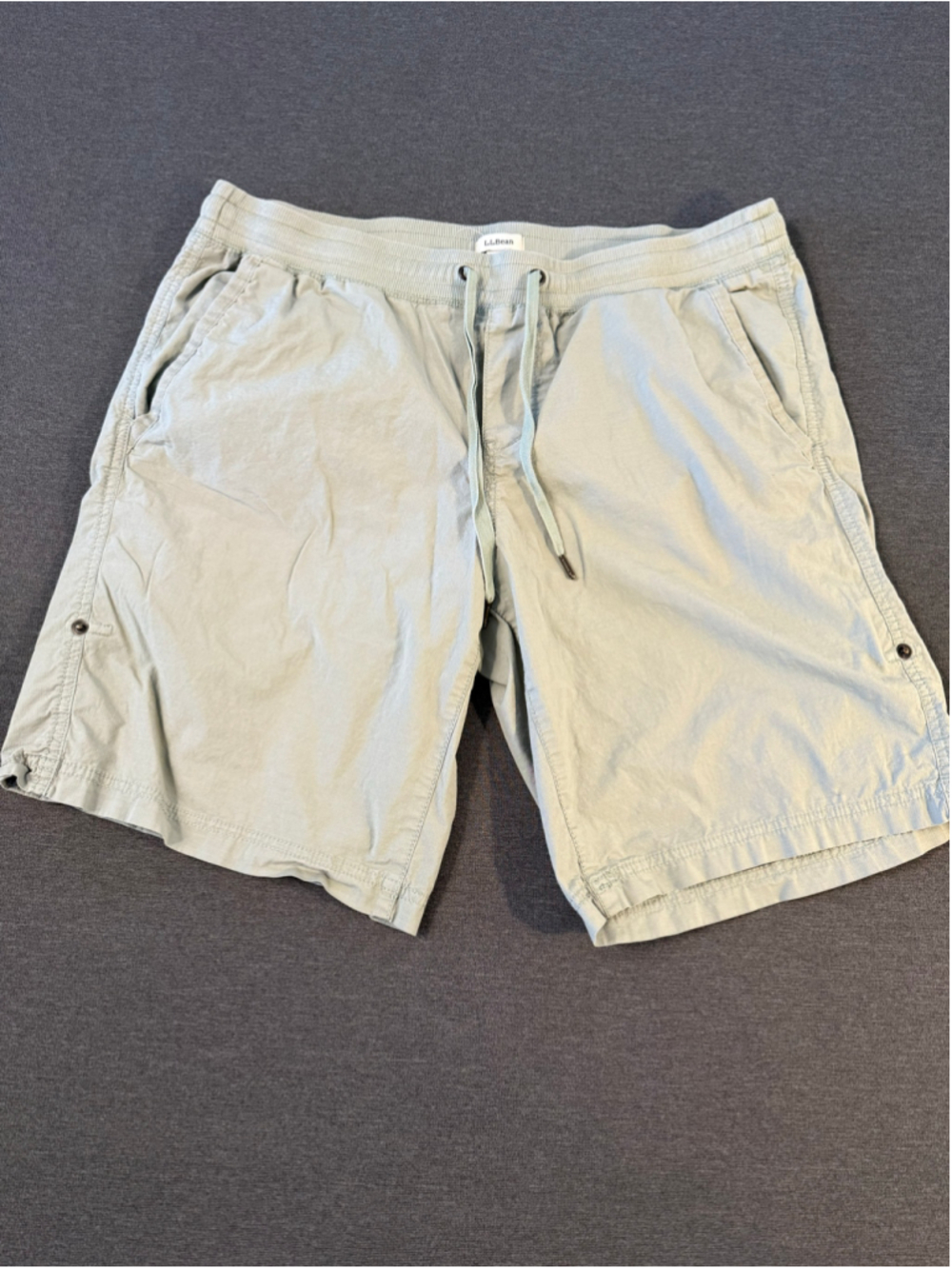 L.L. Bean Women's Stretch Ripstop Pull-On Roll-Tab Shorts Size L Green 506768